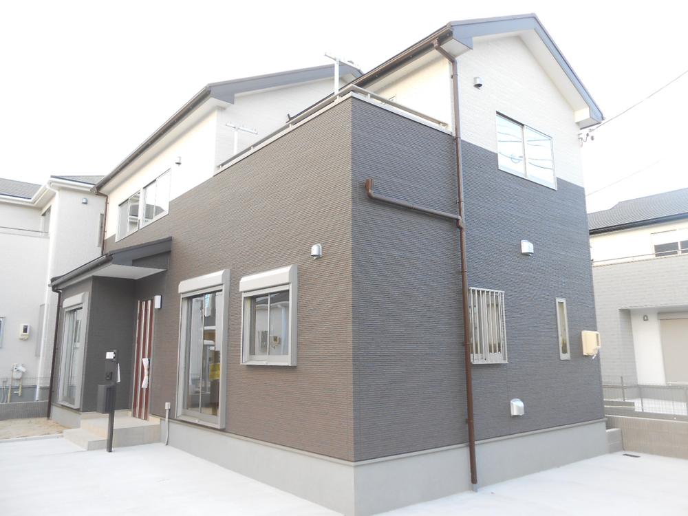 Local appearance photo. Local photos (4 Building)