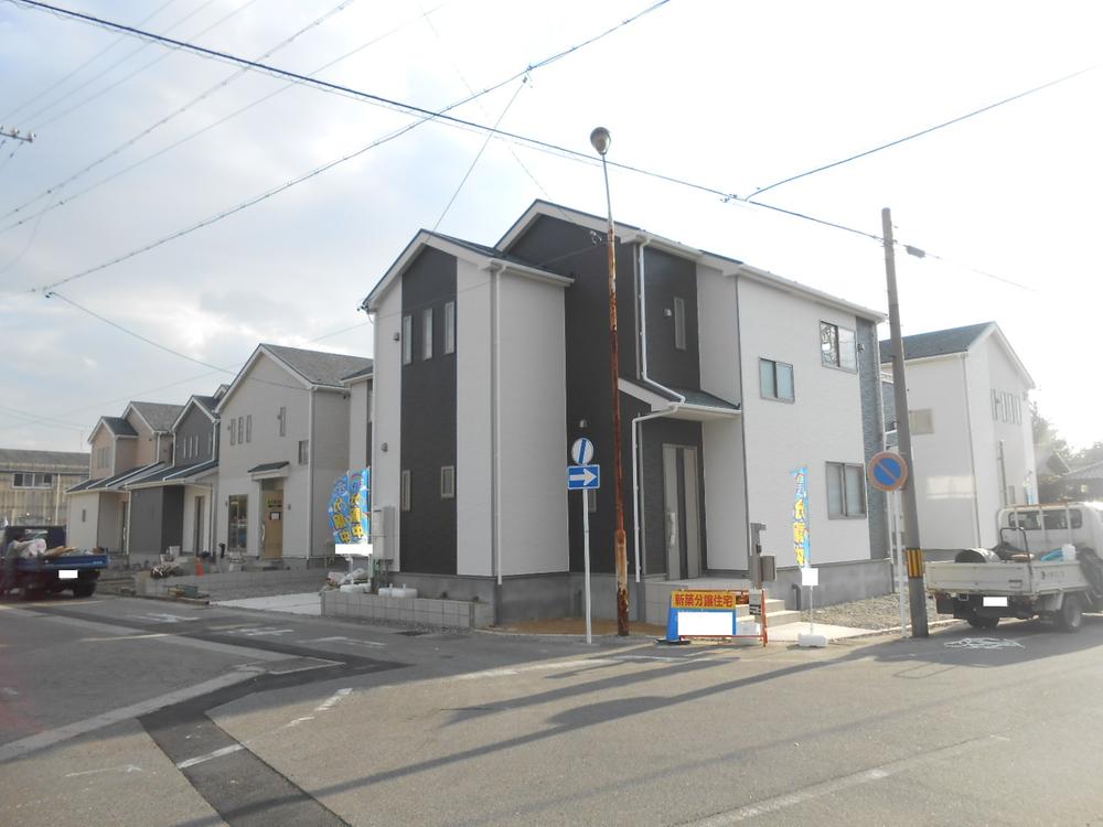 Local appearance photo. Overall Local Photos