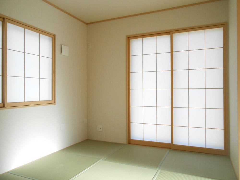 Non-living room. Japanese-style room (1 Building)