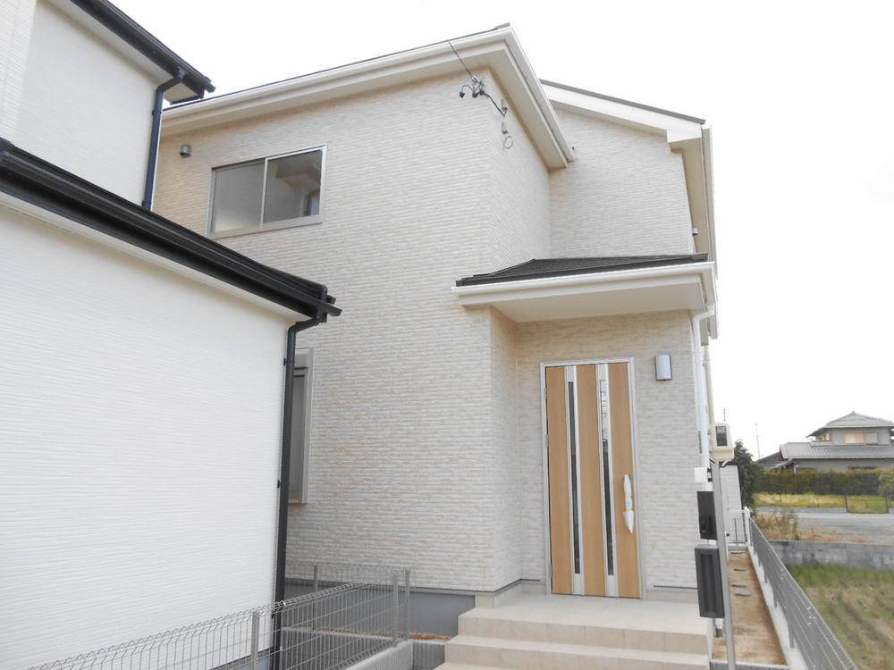 Local appearance photo. Local Photos (1 Building)