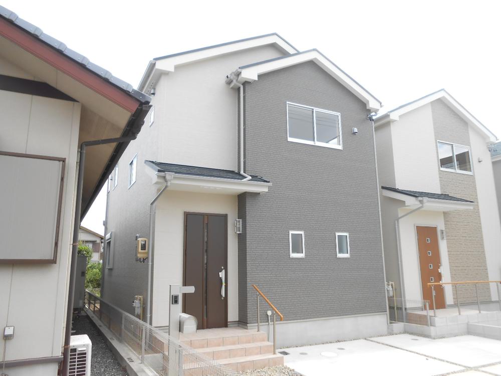 Local appearance photo. Local Photos (1 Building)