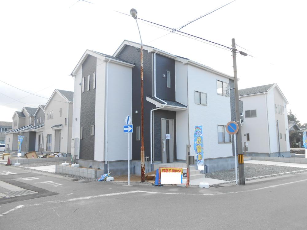 Local appearance photo. Local Photos