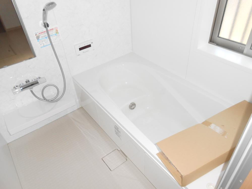 Bathroom. Bathroom dryer with bus