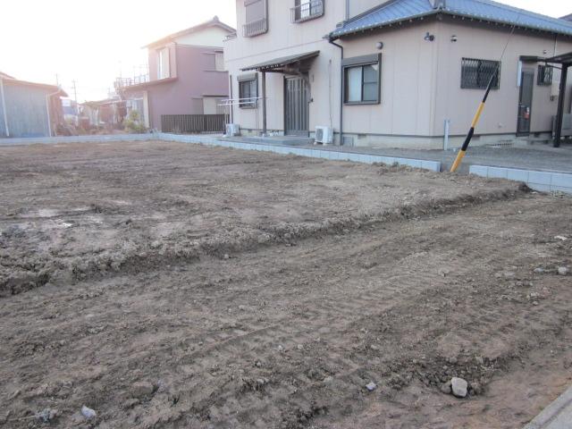 Local appearance photo. Local (12 May 2013) Shooting