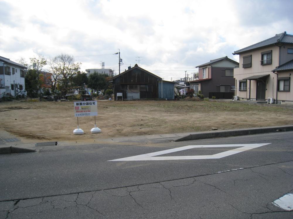 Local appearance photo. Local (11 May 2013) Shooting