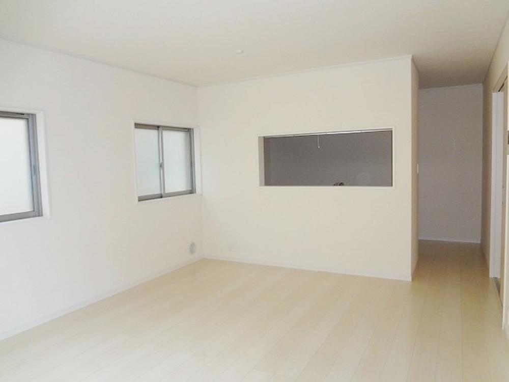 Living. Indoor (11 May 2013) Shooting Building 2