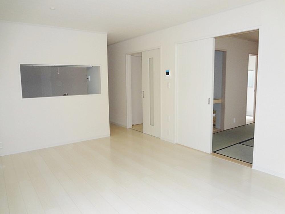 Living. Indoor (11 May 2013) Shooting