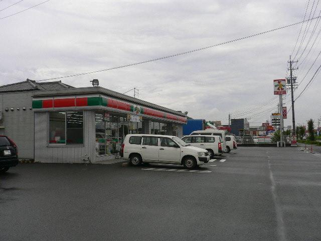 Convenience store. Thanks Takahama until Nitta shop 895m