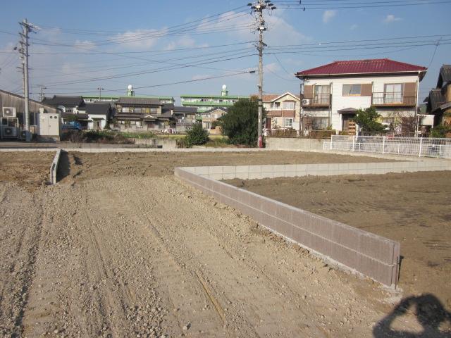 Local appearance photo. Local (12 May 2013) Shooting