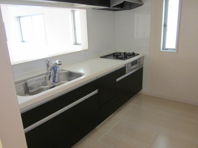 Same specifications photo (kitchen). Same specifications