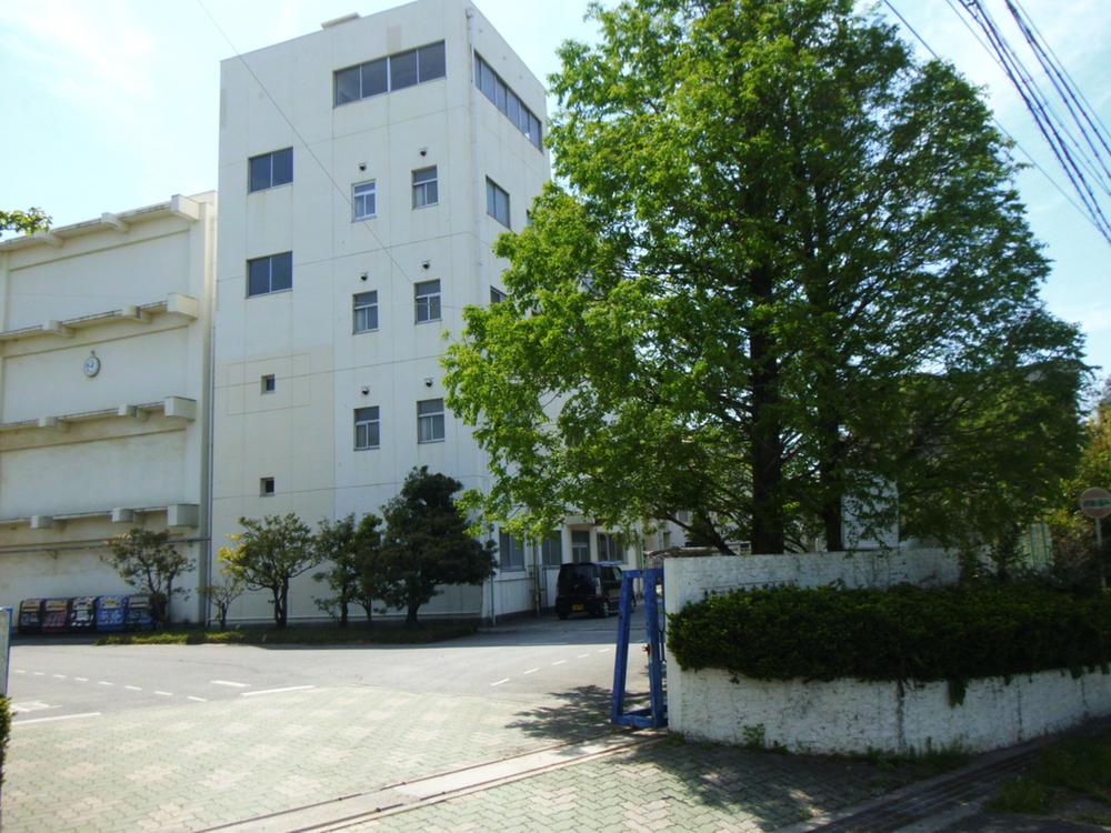 Junior high school. Kagiya 1600m until junior high school