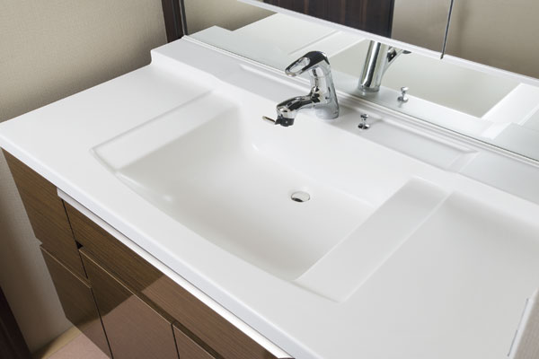 Bathing-wash room.  [Clean bowl] Bowl and care easy to bowl an integrated counter that devised the shape of the counter has been adopted (same specifications)