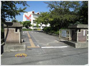 Primary school. 1850m to Tokai Municipal Yokosuka Elementary School