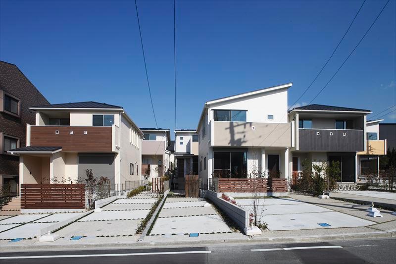 Local appearance photo. Row appearance photo ※ BG Building sales contract already (2013 / 11 / 20 shooting)