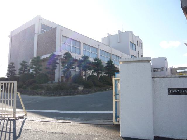 Junior high school. 891m until Tokai Municipal Fukishima junior high school