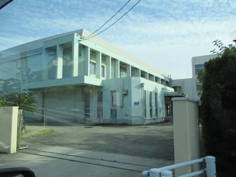 Primary school. Watauchi until elementary school 220m