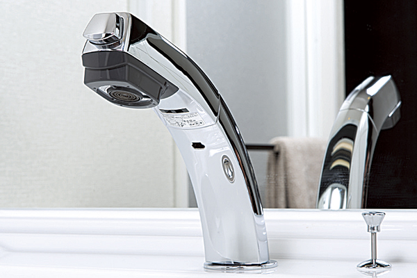 Bathing-wash room.  [Shampoo shower faucet] Smoothly switching between the shower and the water conditioner. Easy-to-use single-lever faucet with sleek design. A hose drawer type, You can also use to such as shampoo and bowl of care (same specifications)