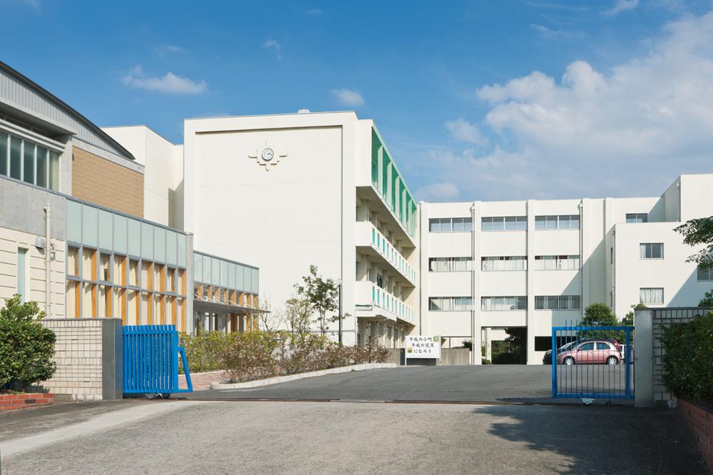 Junior high school. 1740m to Tokai Municipal Kagiya junior high school