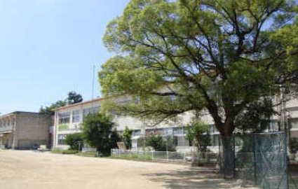 Primary school. 180m until Tokai Municipal Hirashu Elementary School