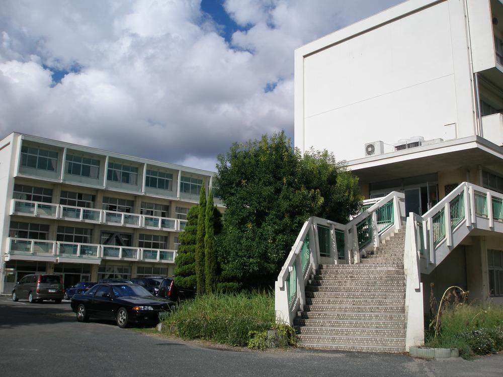 Junior high school. 2773m to Tokai Municipal Kagiya junior high school