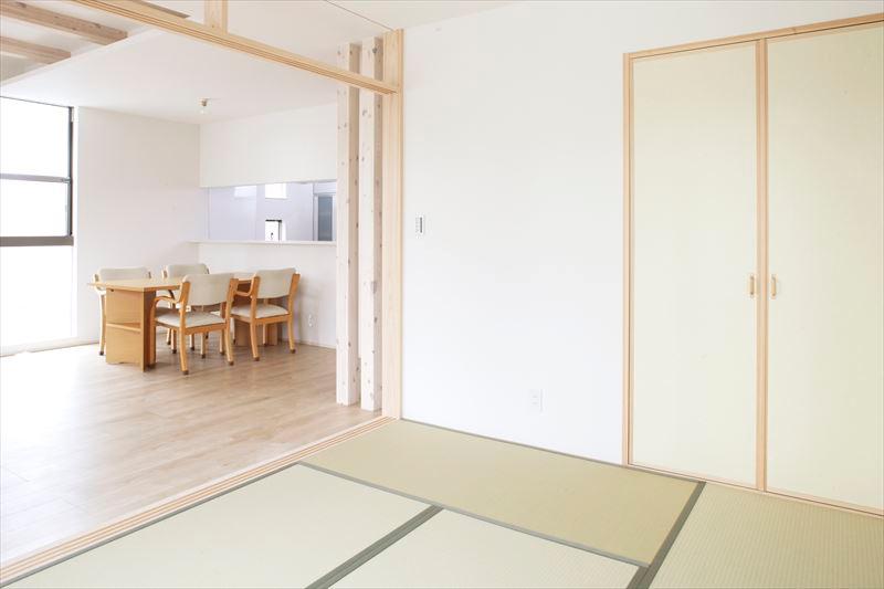 Non-living room. Building B Japanese-style room Japanese-style rooms in the living room a connection is, Hospitality Ya time visitor, Such as children's playground, You can use it as a universal space.