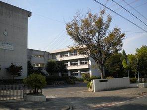 Junior high school. 2170m to Tokai Municipal Nawa junior high school