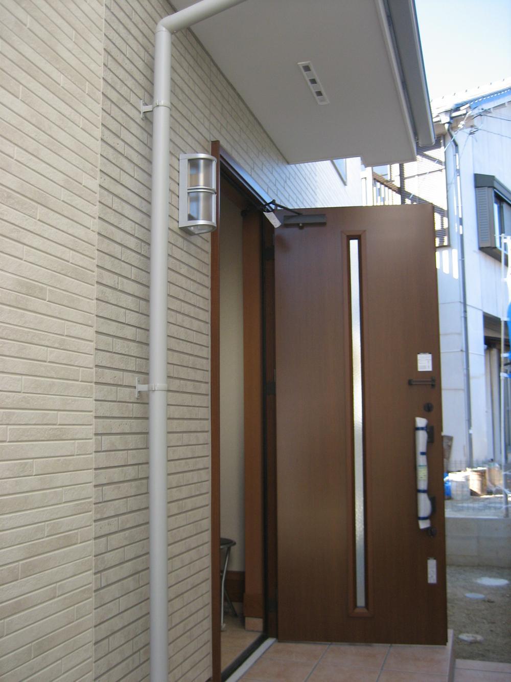 Entrance. Here is the entrance. You can always guide you