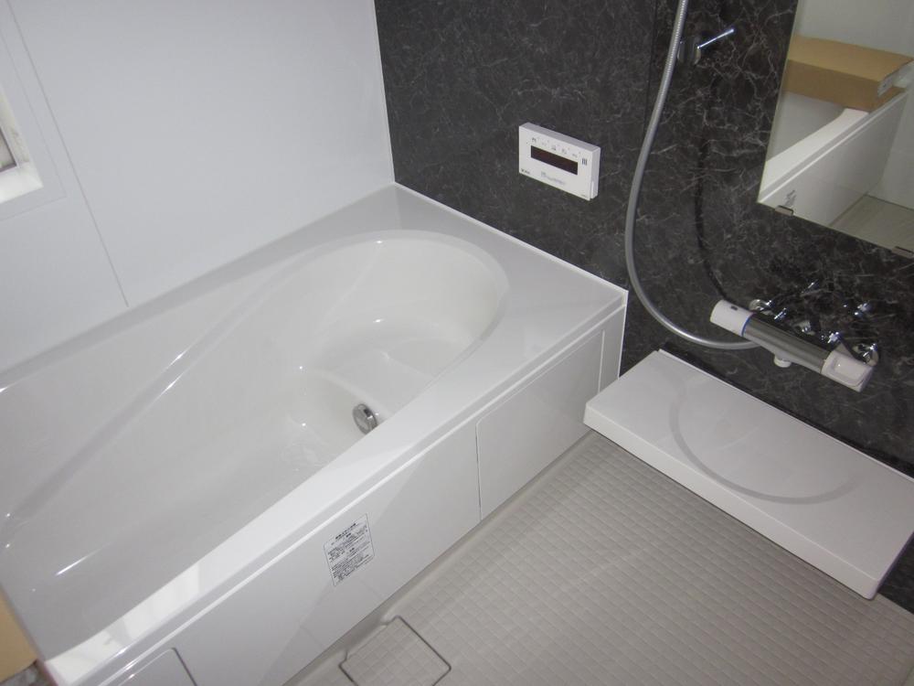 Bathroom. Bathroom dryer with bus