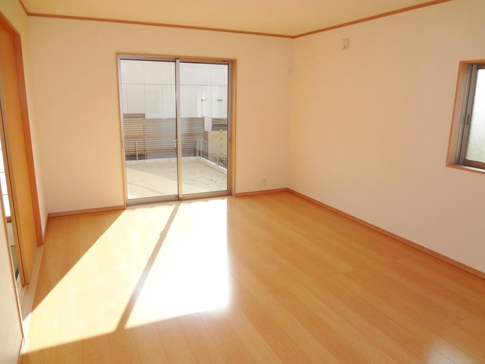 Living. Indoor (12 May 2013) Shooting