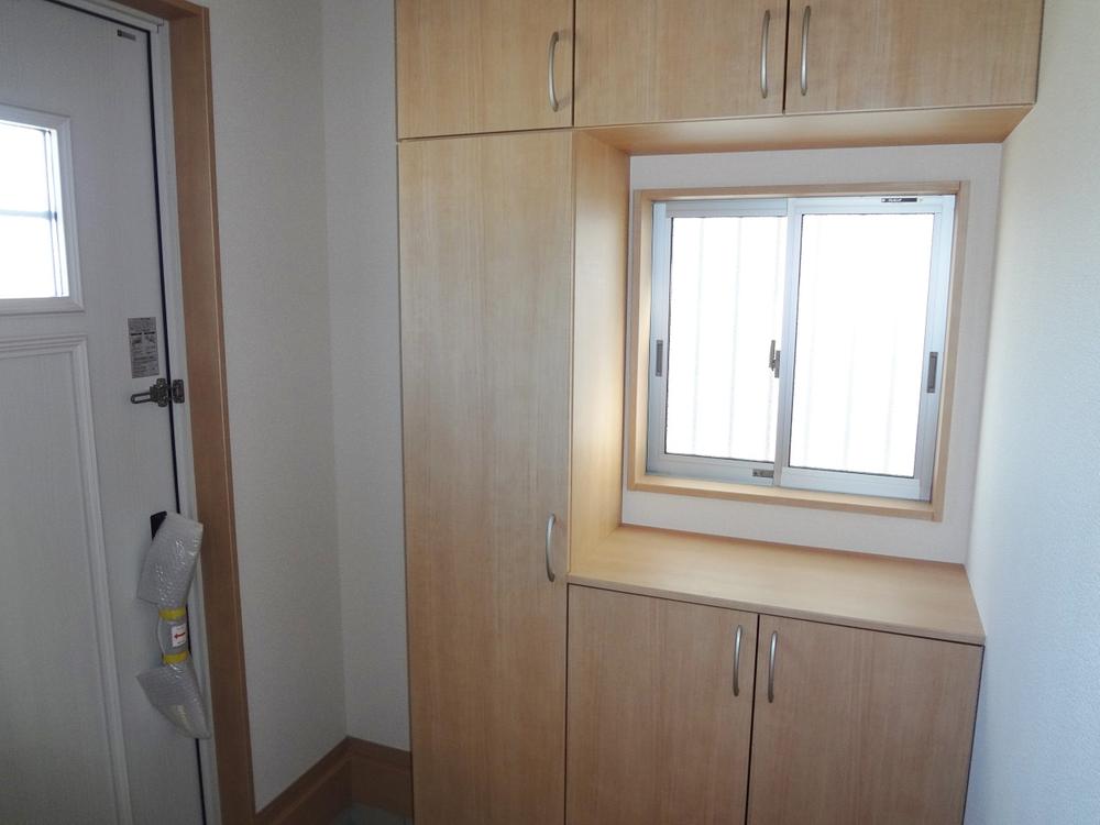 Entrance. Indoor (12 May 2013) Shooting