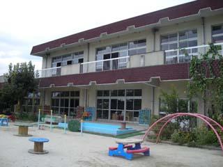kindergarten ・ Nursery. Tokoname Municipal Onizaki up north nursery school 680m