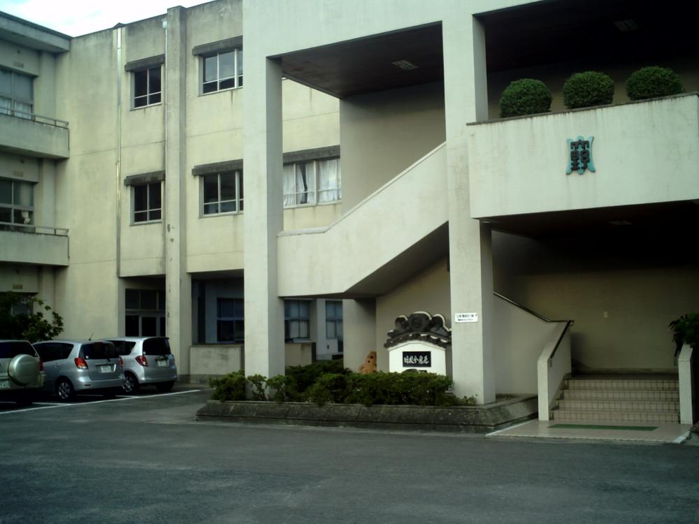 Primary school. Tokoname 445m up to municipal Ohno Elementary School