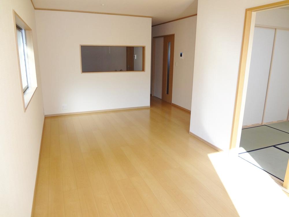 Living. Indoor (12 May 2013) Shooting