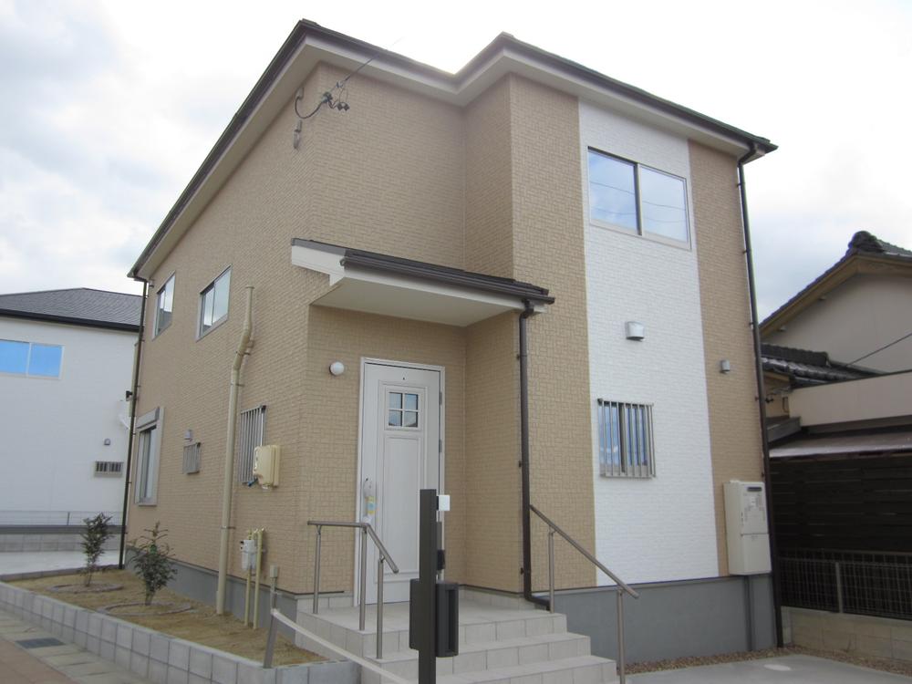 Local appearance photo