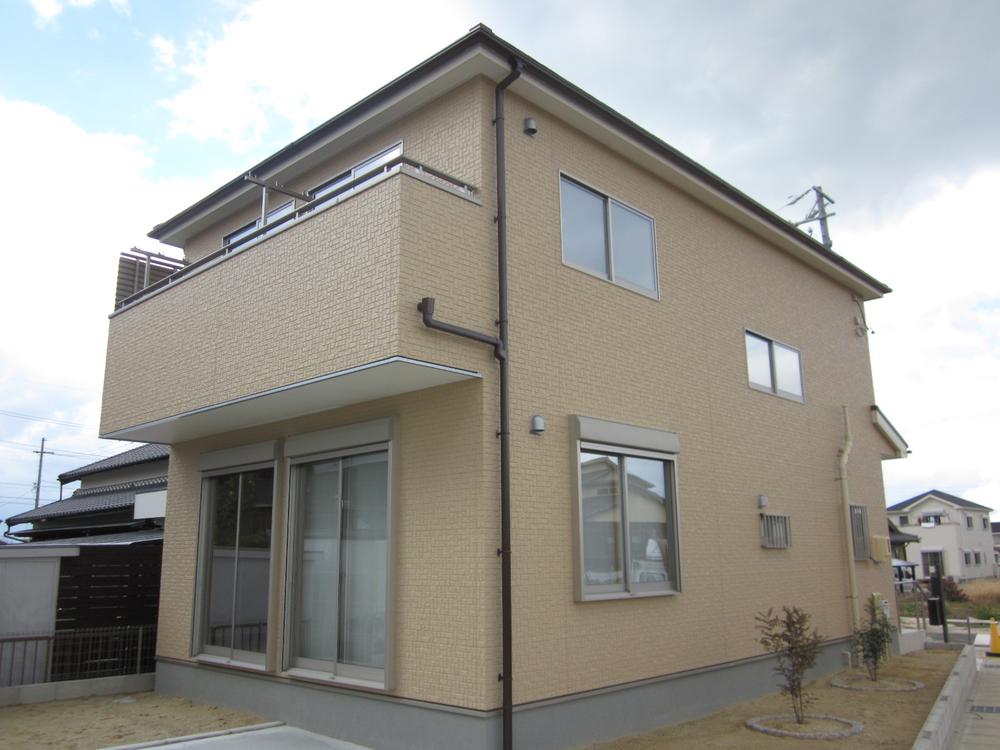 Local appearance photo