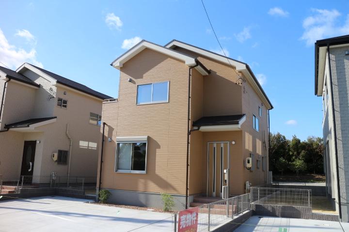 Local appearance photo. Imposing completed! You can preview! 