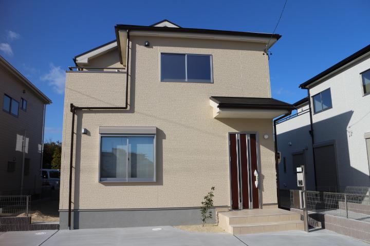 Local appearance photo. Building 3 Local (12 May 2013) Shooting