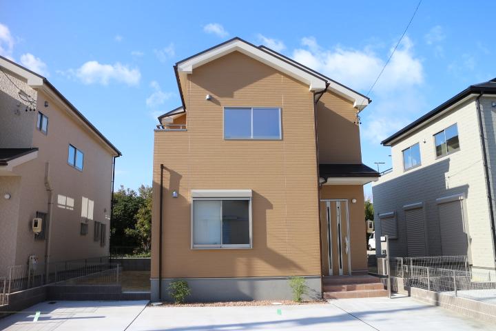 Local appearance photo. 7 Building Local (12 May 2013) Shooting