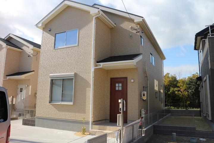 Local appearance photo. 10 Building Local (12 May 2013) Shooting