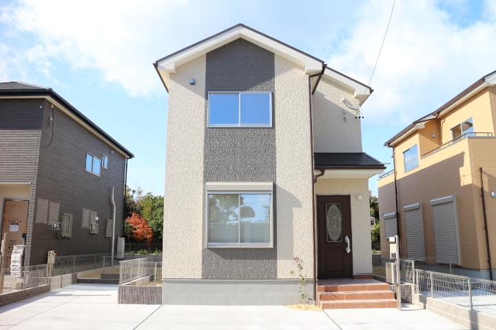 Bathroom. 8 Building Local (12 May 2013) Shooting