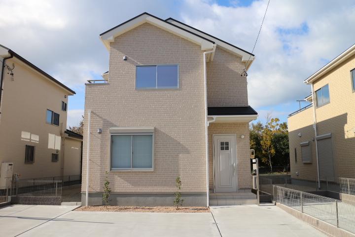 Local appearance photo. Imposing completed! You can preview! 