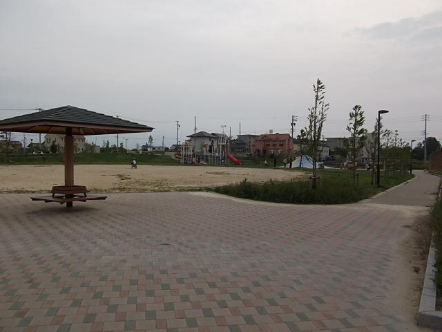 park. 126m until Taya Park