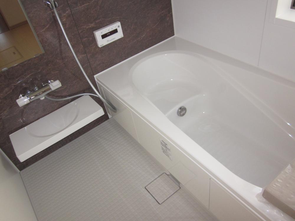 Bathroom. Bathroom dryer with bus