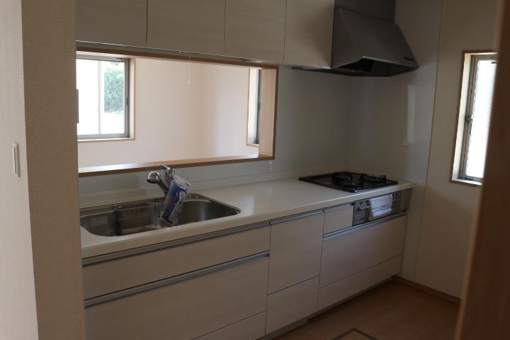 Kitchen. Face-to-face system Kitchen