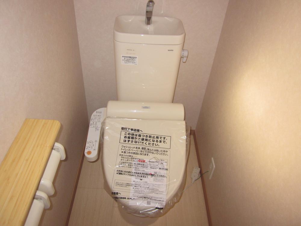 Toilet. Bidet with toilet