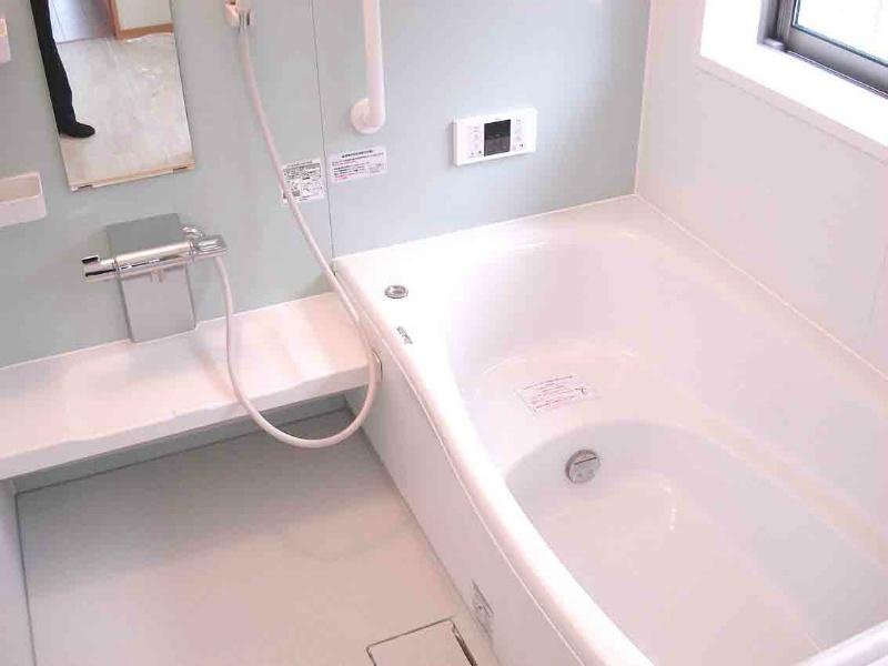 Same specifications photo (bathroom)