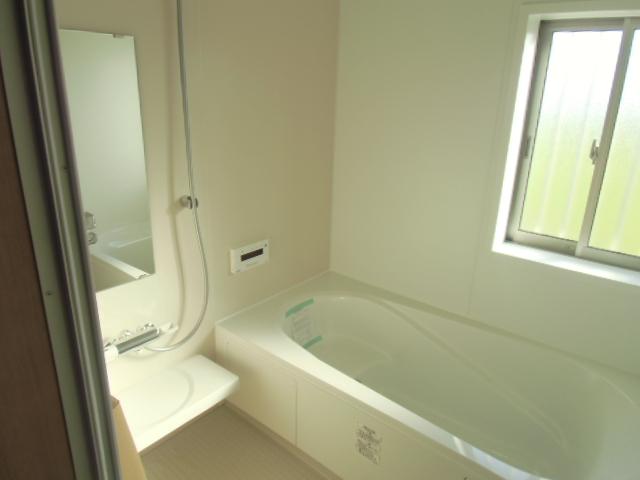 Bathroom. Indoor (July 2013) Shooting