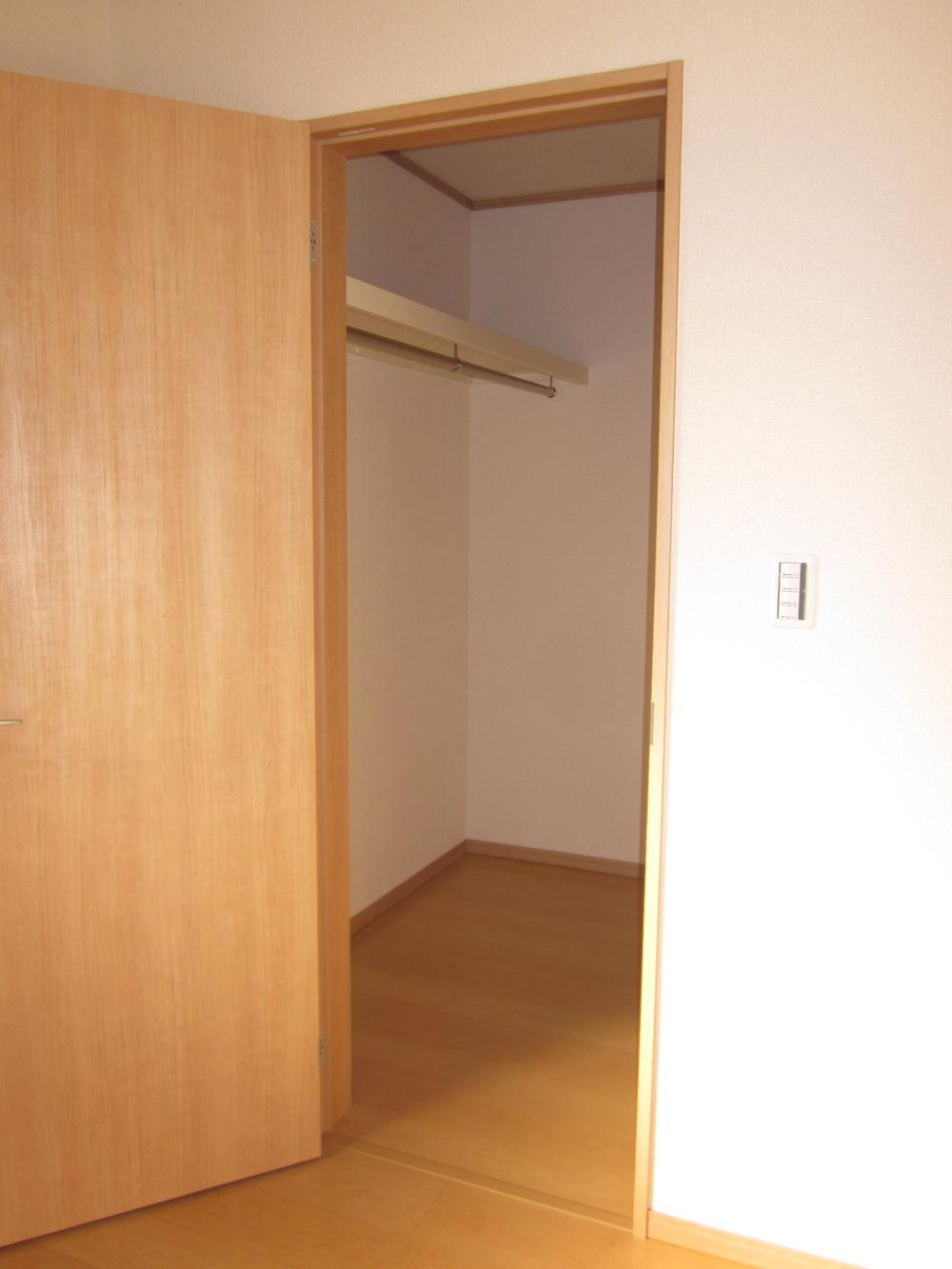 Receipt. Walk-in closet (1 Building)