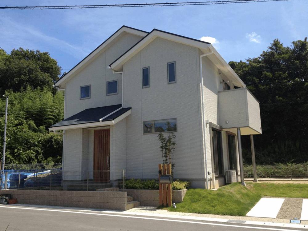 Local appearance photo. Indoor (September 2013) Shooting