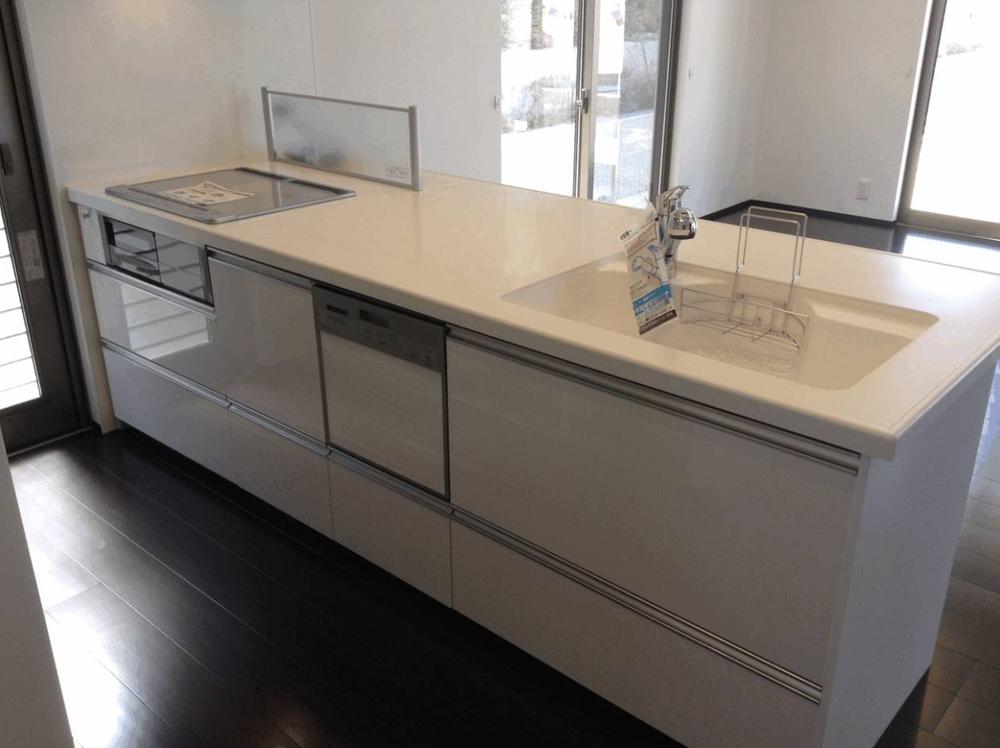 Kitchen. Indoor (September 2013) Shooting